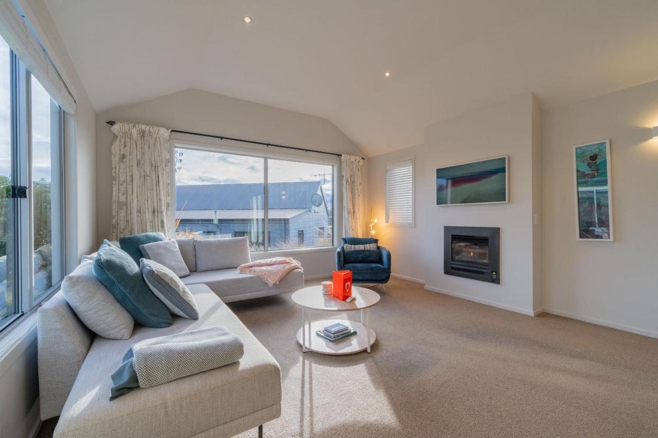 Southland Sounds - Te Anau Holiday Home Екстериор снимка