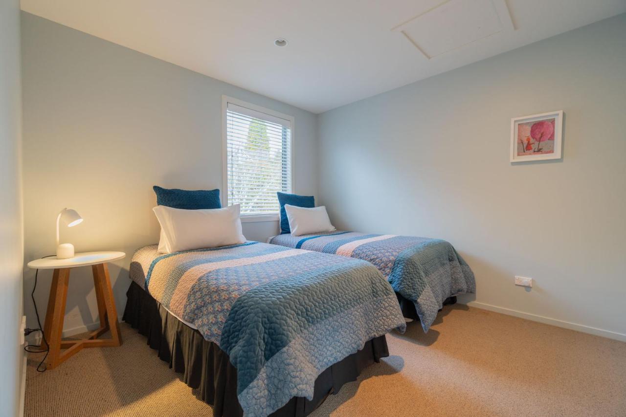 Southland Sounds - Te Anau Holiday Home Екстериор снимка